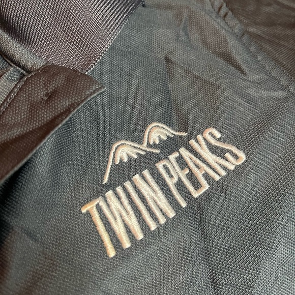 Official Twin Peaks Manager Polo - Picture 3 of 3